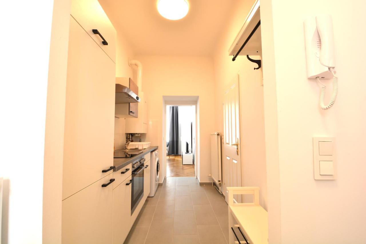 Universum Apartment 4 เวียนนา ภายนอก รูปภาพ